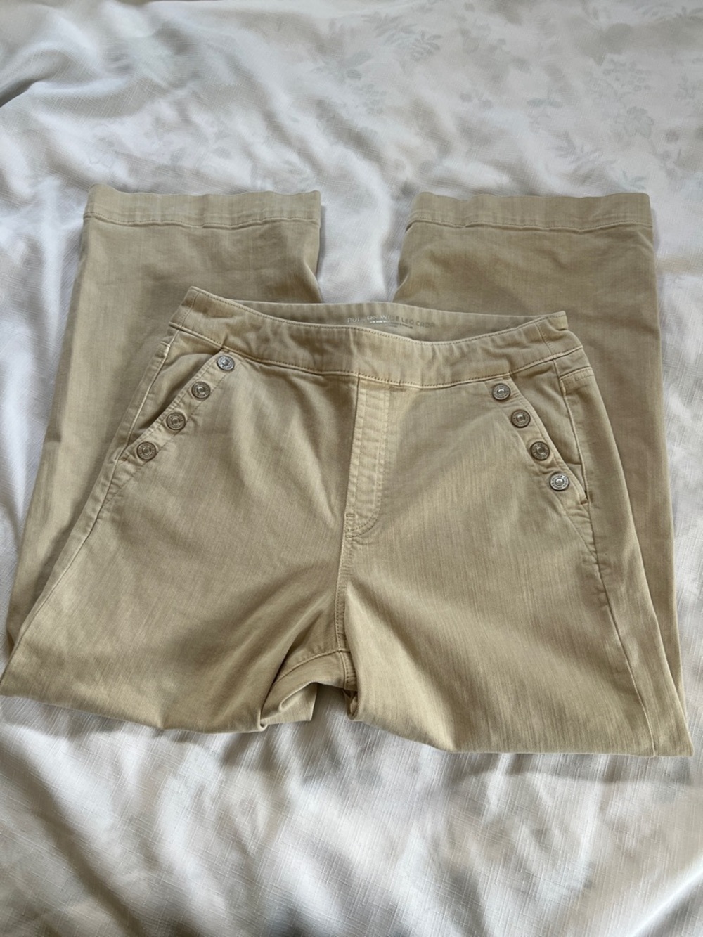 Chico's cream denim Button-Detail Chinos